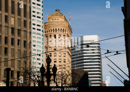 Les immeubles de bureaux sur Market street à San Francisco CA USA Banque D'Images