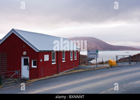 Le Cliasmol très éloignées de l'école primaire sur l'île de Harris, en Écosse. Banque D'Images