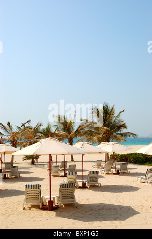 Plage de l'hôtel de luxe, DUBAÏ, ÉMIRATS ARABES UNIS Banque D'Images