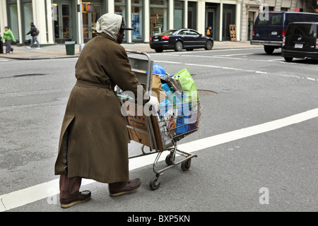 Une personne sans-abri à New York City, USA Banque D'Images