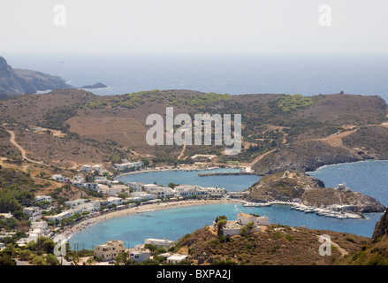 Vue de la baie et le village de Kapsali, Kithira island, Grèce Banque D'Images