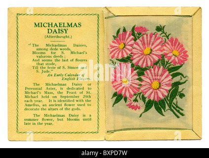 Fleurs Kensitas carte cigarette contenant un dossier à l'intérieur de fleurs en soie, donné dans les paquets de cigarettes en 1933 Banque D'Images