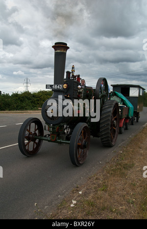 Un moteur de traction Road Train voyager dans l'Oxfordshire Banque D'Images