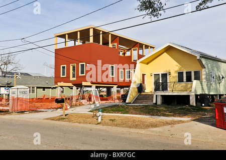 De nouvelles maisons dans le quartier inférieur 9e après l'ouragan Katrina, les inondations de La Nouvelle-Orléans, Louisiane Banque D'Images