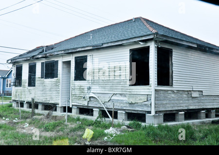 Chambre à Lower Ninth Ward montrant la hauteur de la crue des eaux de crue pendant l'ouragan Katrina, La Nouvelle-Orléans, Louisiane Banque D'Images