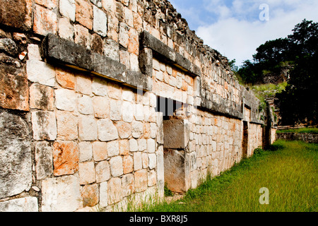 Le palais, PUCC ruines mayas de LABNA, YUCATAN, MEXIQUE Banque D'Images