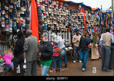 Scène de rue du marché, Mercato Addis-Abeba, Ethiopie Afrique Banque D'Images