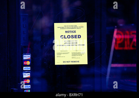 Ministère de la santé avis de fermeture restaurant, Manhattan, New York City Banque D'Images