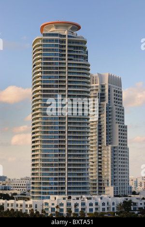 Une tour résidentielle à Miami, en Floride. Banque D'Images