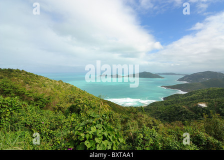 Paysage tropical à Tortola, une île des Caraïbes. Banque D'Images