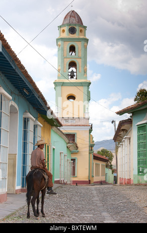 TRINIDAD : MAN ON HORSE Banque D'Images