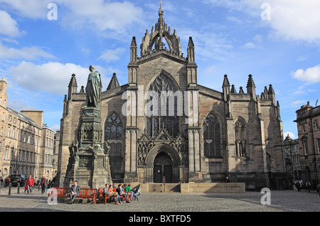 Edinburgh, Édimbourg, la place du Parlement à l'Ouest, la cathédrale St Giles Banque D'Images