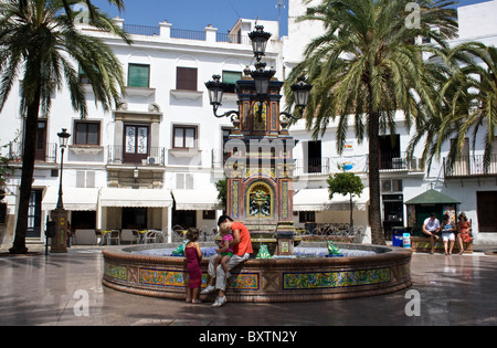 Plaza de Espana, Vejer de la Frontera, Andalousie, espagne. Banque D'Images