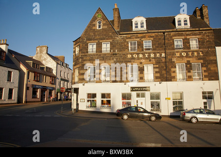 Hotel Portree, Somerled Square et Portree, Isle of Skye, Scotland, United Kingdom Banque D'Images