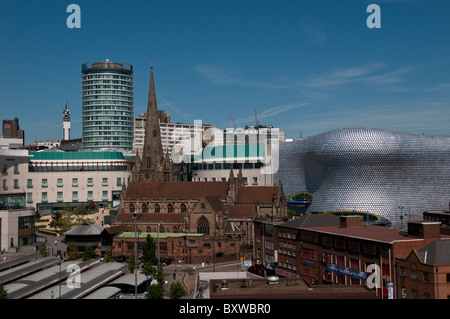 Le centre-ville de Birmingham, rotonde, St Martin et Rag marché. Banque D'Images