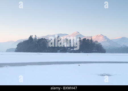 Avis de Catbells, Maiden Moor, Robinson, de la rive nord de Derwent Water Banque D'Images