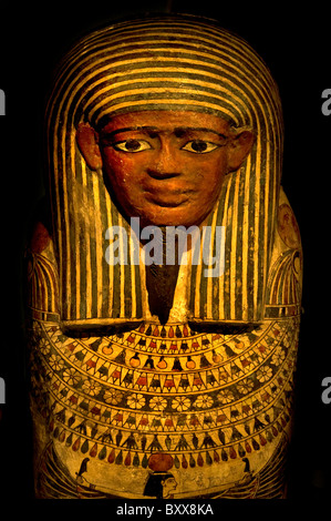 Coffin sarcophage momie égyptienne tombe Egypte Banque D'Images