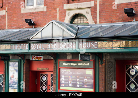 Le Théâtre Royal et l'Opéra House Wakefield West Yorkshire Angleterre Banque D'Images