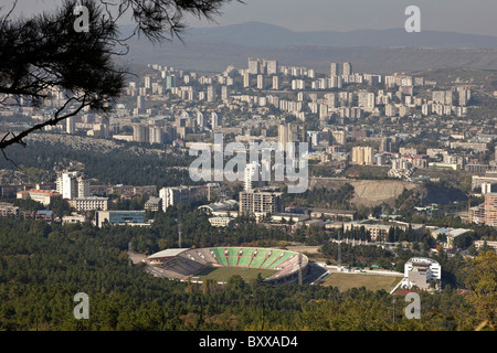 Les districts de Saburtalo & Vake Lokomotiv Tbilissi Géorgie avec la fédération géorgienne de football stade de football Parc Vake. JMH4089 Banque D'Images