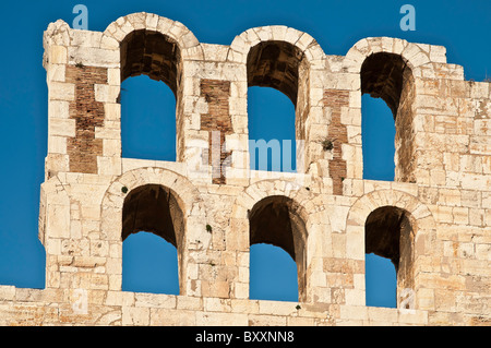 Détail de l'arches sur l'odéon d'Hérode Atticus, construit en l'an 161, sur le versant sud de l'Acropole, Athènes, Grèce Banque D'Images