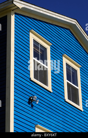 Parement en bois peint de couleurs vives, Terre-Neuve Trinity House Banque D'Images