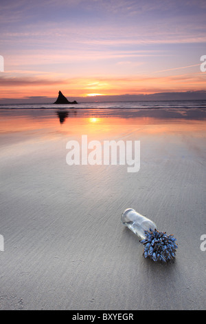 Church Rock - Vaste Haven South, Pembrokeshire, Pays de Galles, Royaume-Uni Banque D'Images