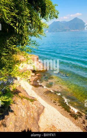 Une plage sur l'Isola Madre Lago Maggiore Italie Banque D'Images