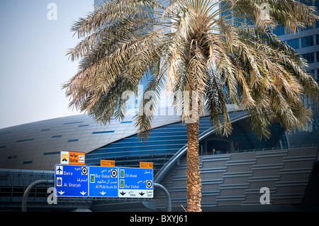 Une station de métro à Dubaï Banque D'Images