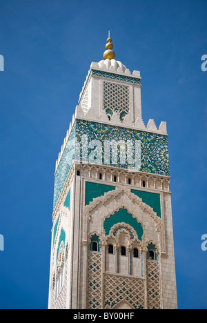 Le minaret de la Mosquée Hassan II, l'une des plus grandes mosquées, Casablanca, Maroc Banque D'Images