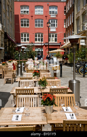 Heddon Street restaurants juste à côté de Regents Street Banque D'Images