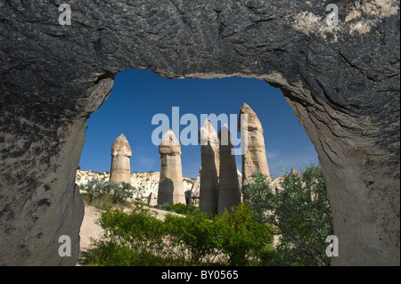 Cheminées de fées en Cappadoce Turquie Vallée Amoureux Banque D'Images