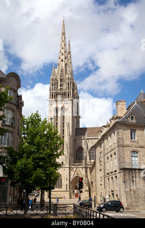 La Cathédrale St Corentin à Quimper Bretagne Banque D'Images