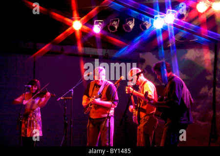 Bluegrass band Grand Chien puissant à Cat's Cradle, Carrboro, NC USA Banque D'Images