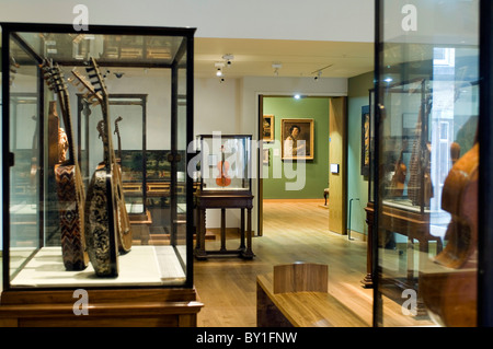 En cas de centre unique Le Messie violon d'Antonius Stradivarius/Cremoensis Faciebat Anno 1716 Ashmolean Museum, Oxford Banque D'Images