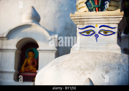 L'Asie, Népal, Katmandou, la vallée de Katmandou, Swayambhu, Monkey Temple stupa, yeux de bouddha Banque D'Images