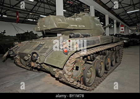 WW2 char américain à l'affiche au Musée des blindés de Saumur France Banque D'Images