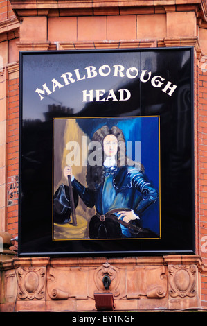 Marlborough Head Pub signe, 24 North Audley Street, Mayfair, London, England, UK Banque D'Images