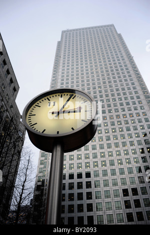 Konstantin Grcic Réveil à One Canada Square, Docklands Banque D'Images