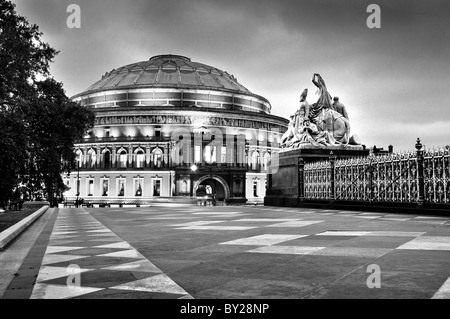 Royal Albert Hall, Kensington à la nuit, Banque D'Images