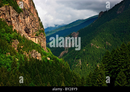 Monastère de Sumela l'un des plus impressionnants sites de l'ensemble de la région de la mer Noire, dans la vallée d'Altindere, province de Trabzon, Turquie. Banque D'Images