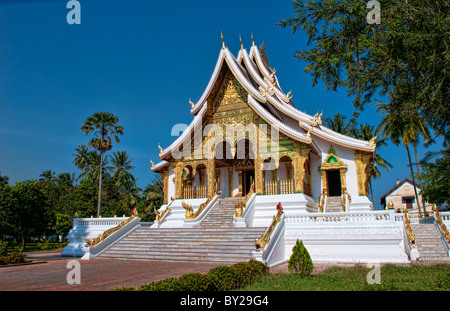 Luang Phabang Musée National de l'or et de l'architecture magnifique temple au Laos Asie Loa Banque D'Images