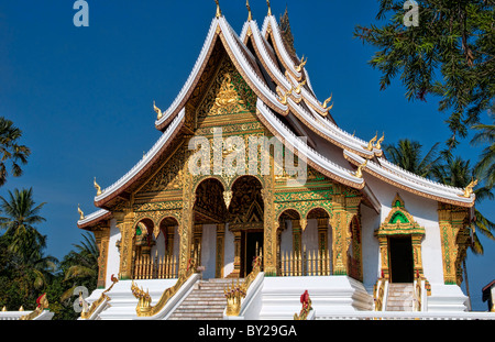 Luang Phabang Musée National de l'or et de l'architecture magnifique temple au Laos Asie Loa Banque D'Images