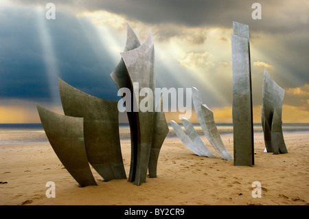 - Anibre Braves Leas Bannon sculptures sur Omaha Beach - Normandie France Banque D'Images