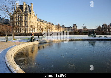 Paris France Tuillerie jardin en hiver Banque D'Images