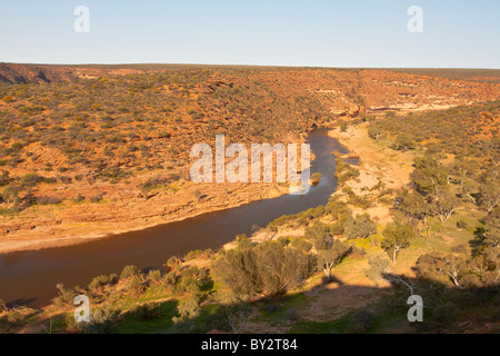 En regardant la rivière Murchison, le Parc National de Kalbarri, Australie occidentale Banque D'Images