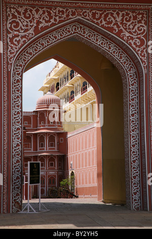 L'entrée magnifique palais de ville Archway, Rajasthan Banque D'Images