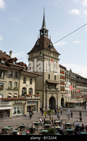 La tour de l'horloge de la vieille ville, Berne, Suisse Banque D'Images