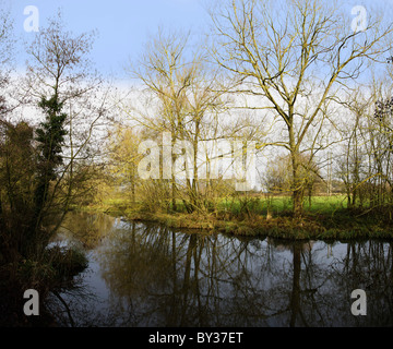 Flèche de la rivière redditch worcestershire Banque D'Images