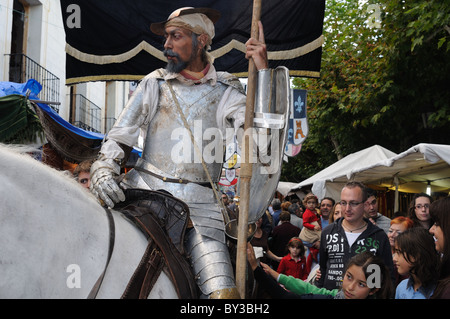 L'école Don Quijote de Cervantes en parade Square . Quichotte ' marché ' Semaine Cervantes ALCALÁ DE HENARES Madrid ESPAGNE Banque D'Images