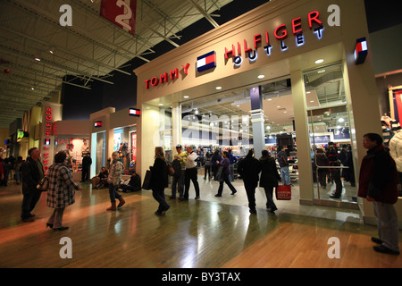 Mall cheap tommy hilfiger